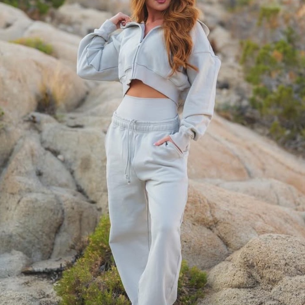 Tori Halford x Acta everyday sweatpants